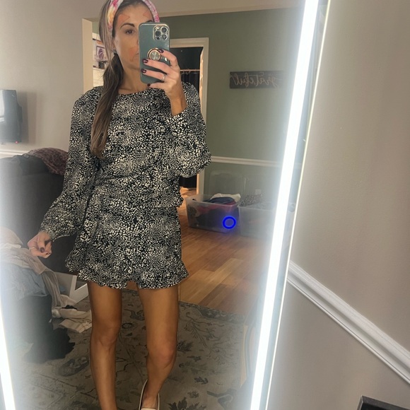 Two piece set - Picture 5 of 7